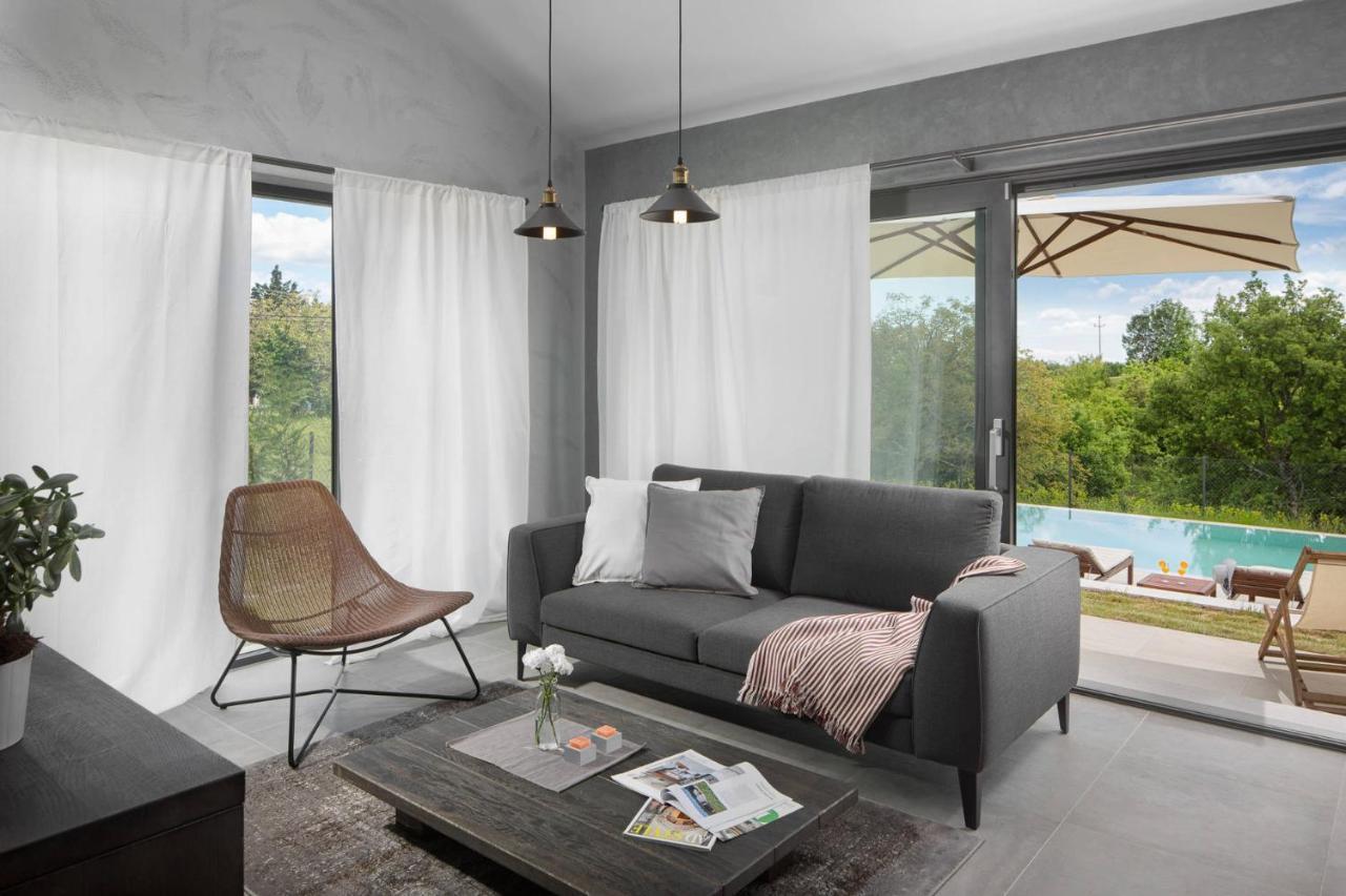 Terra Histria - Boutique Stone House Oprtalj Exterior foto